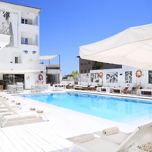 Hotel Zhero Ca's Català